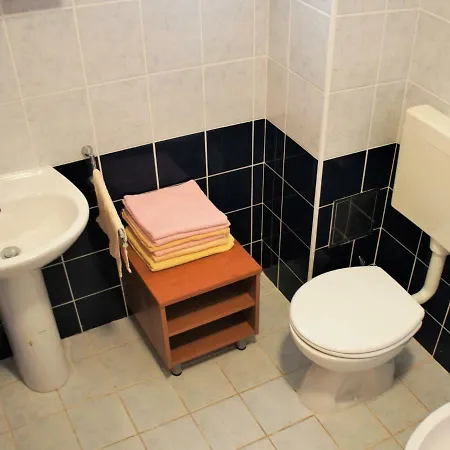 Apartment Mate